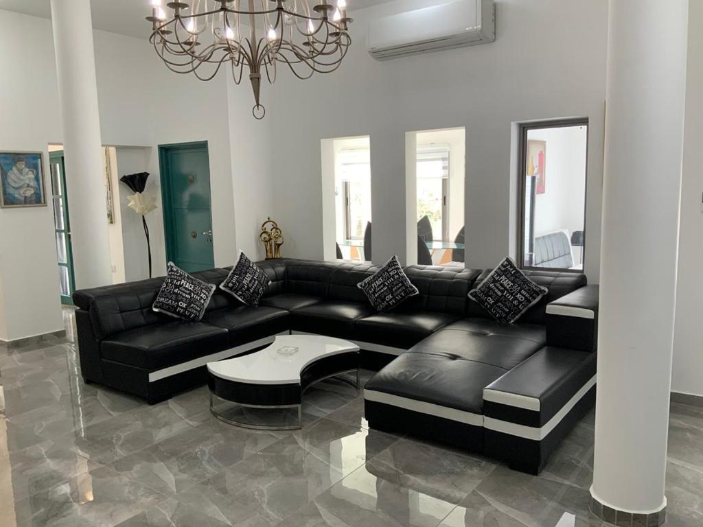 Villa Elie Eilat Exterior photo
